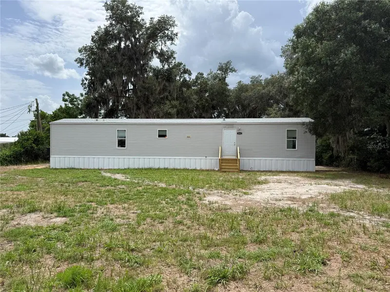 5642 MEADOW GLEN RD, Lakeland, FL 33810