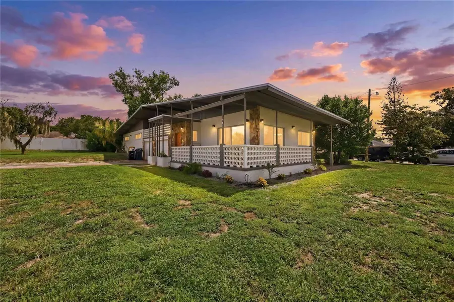 6704 WINTERSET GARDENS RD, Winter Haven, FL 33884