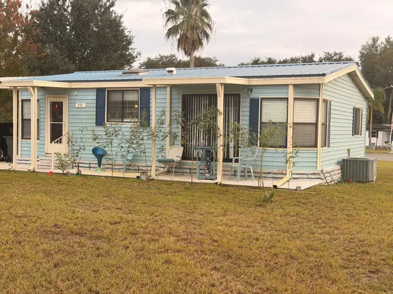 121 HYDE PARK CT, Davenport, FL 33897
