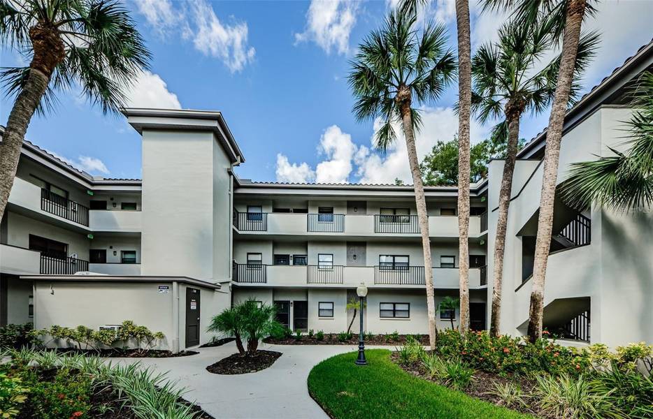 2650 COUNTRYSIDE BLVD #F110, Clearwater, FL 33761