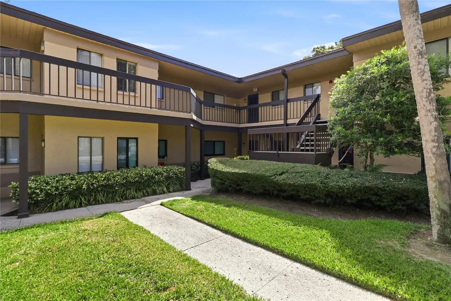 2685 SABAL SPRINGS CIR #105, Clearwater, FL 33761