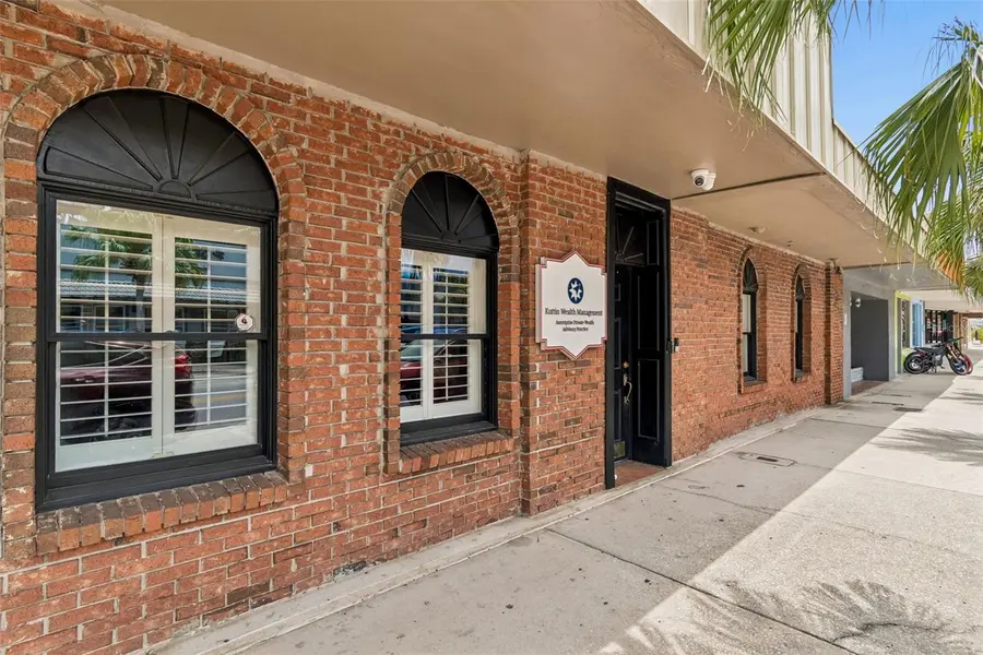 5701 MAIN ST, New Port Richey, FL 34652