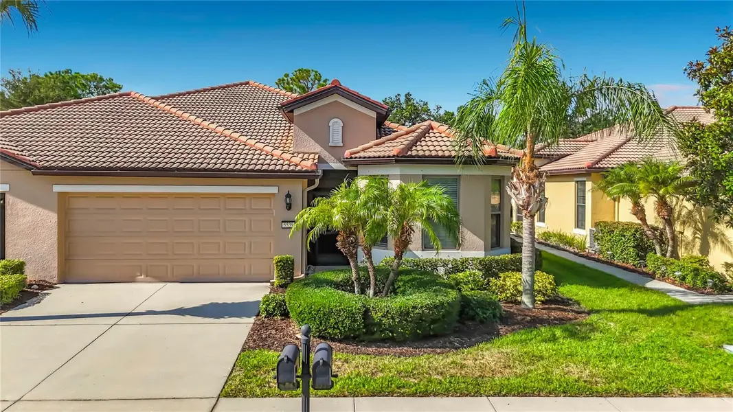 5539 SUNSET FALLS DR, Apollo Beach, FL 33572
