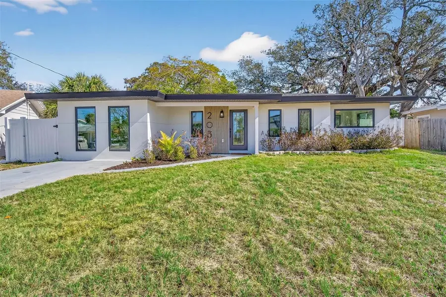 203 DRIFTWOOD DR W, Palm Harbor, FL 34683