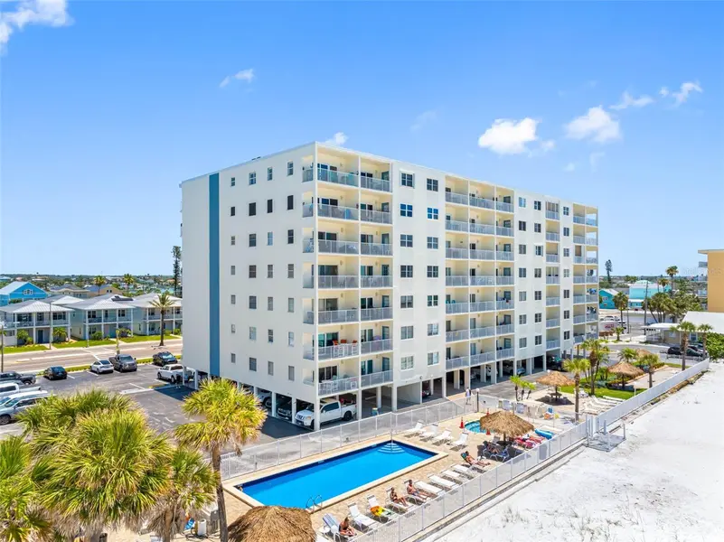 13500 GULF BLVD #605, Madeira Beach, FL 33708