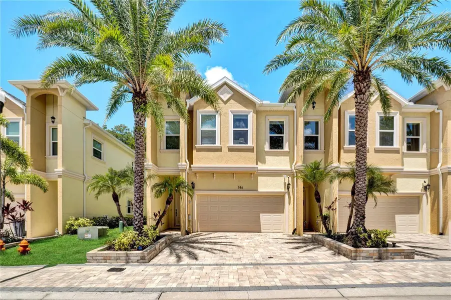 746 GRAND CYPRESS LN, Tarpon Springs, FL 34689