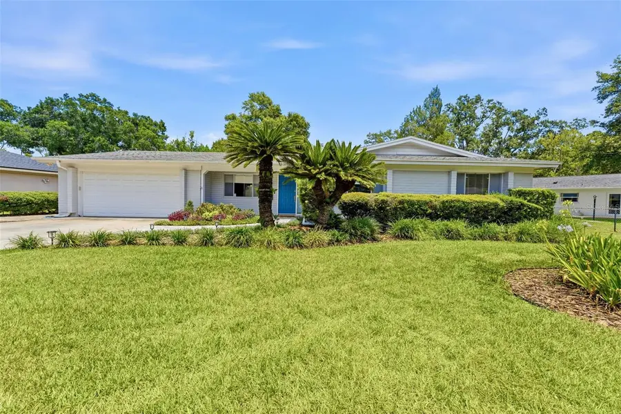 10603 ORANGE GROVE DR, Tampa, FL 33618