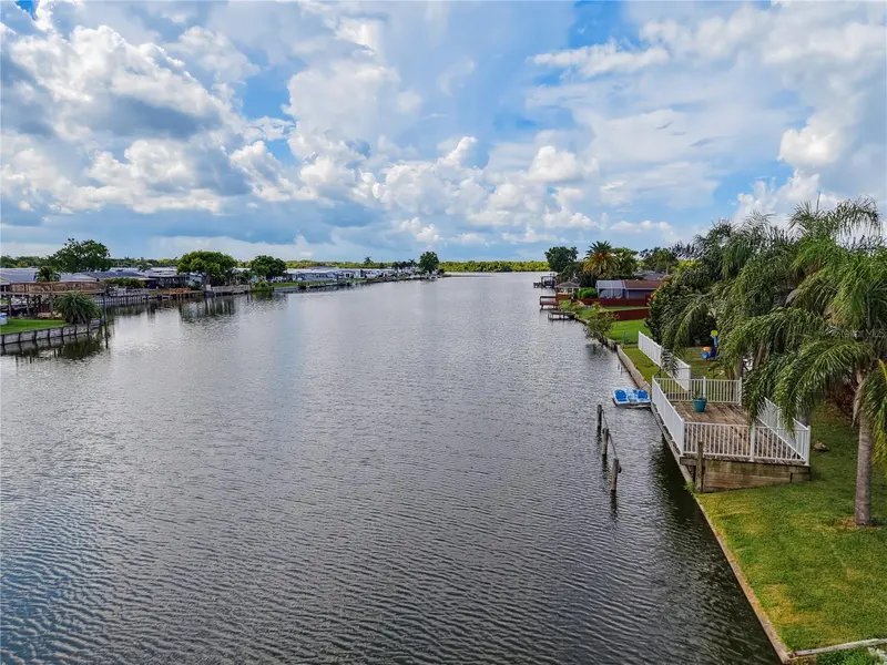 2228 SOCIETY DR, Holiday, FL 34691