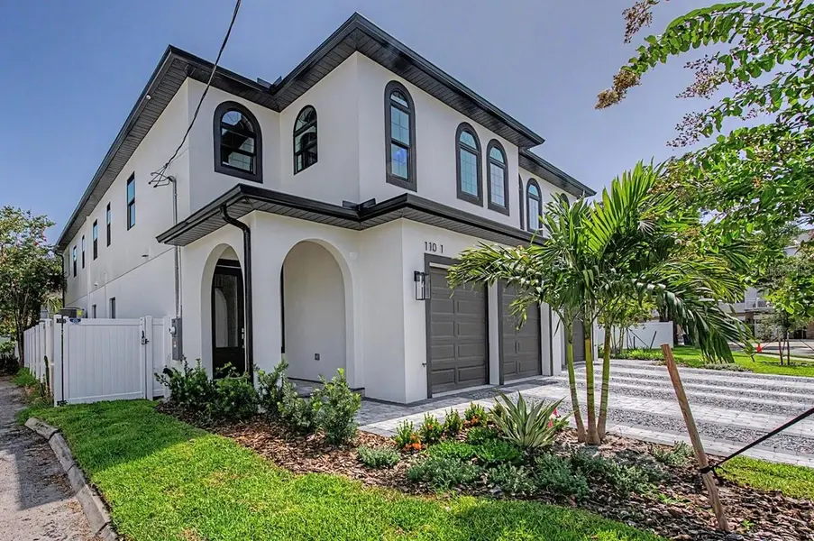 110 S ARRAWANA AVE #1, Tampa, FL 33609