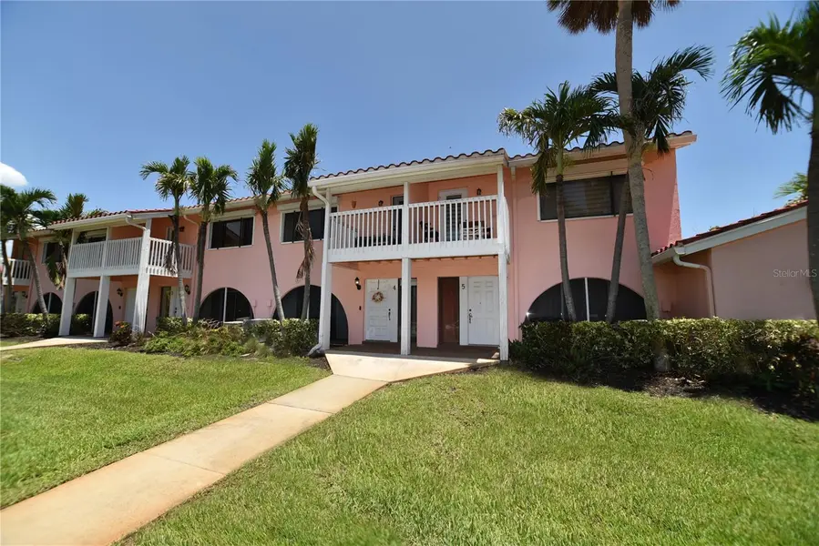 357 8TH AVE N #4, Tierra Verde, FL 33715