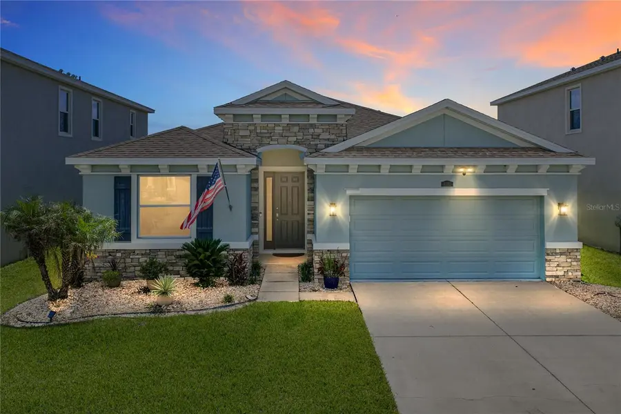 8382 BOWER BASS CIR, Wesley Chapel, FL 33545