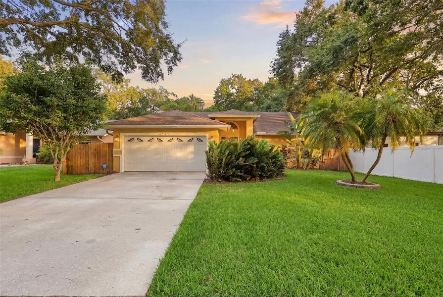 4989 162ND AVE N, Clearwater, FL 33760
