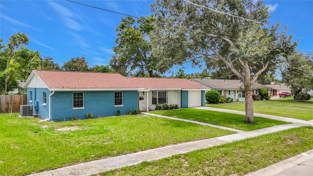 514 W HILDA DR, Brandon, FL 33510
