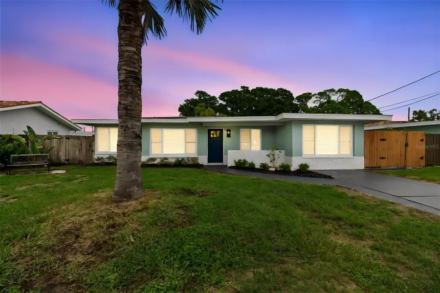 403 DRIFTWOOD DR W, Palm Harbor, FL 34683