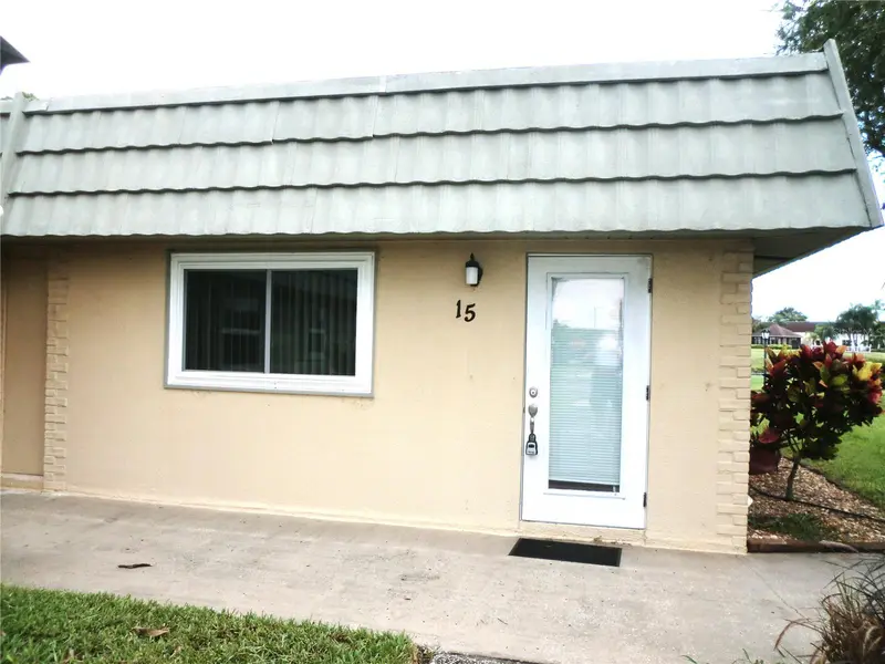 201 KINGS BLVD #15, Sun City Center, FL 33573