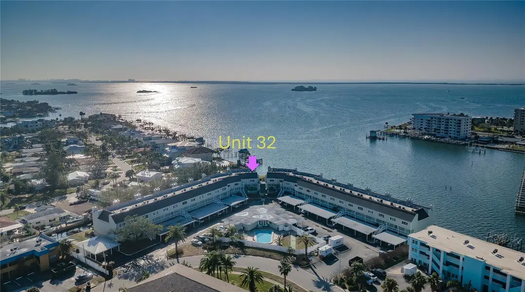 433 S PAULA DR #32, Dunedin, FL 34698