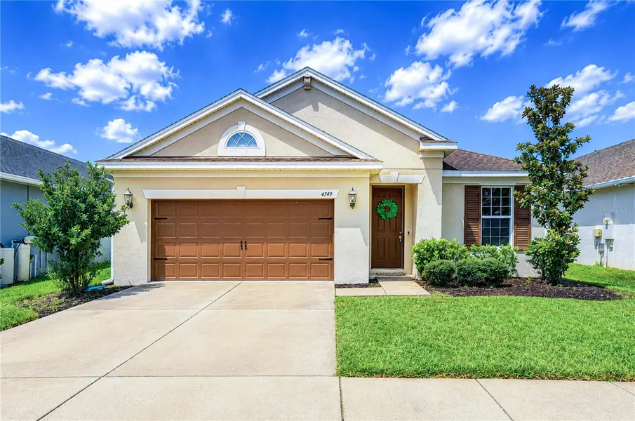 4749 ROLLING GREEN DR, Wesley Chapel, FL 33543