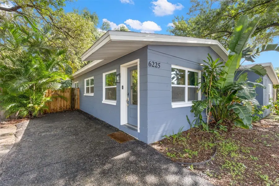 6225 76TH AVE N, Pinellas Park, FL 33781