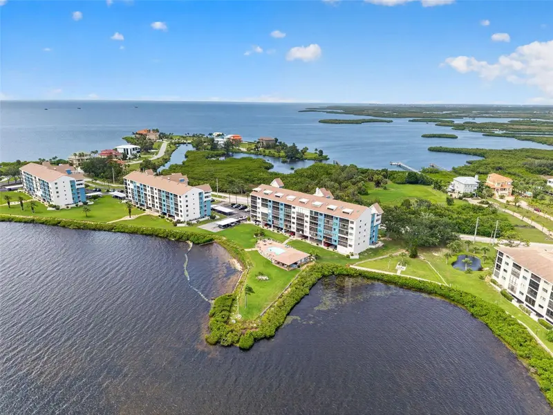4650 BAY BLVD #1044, Port Richey, FL 34668
