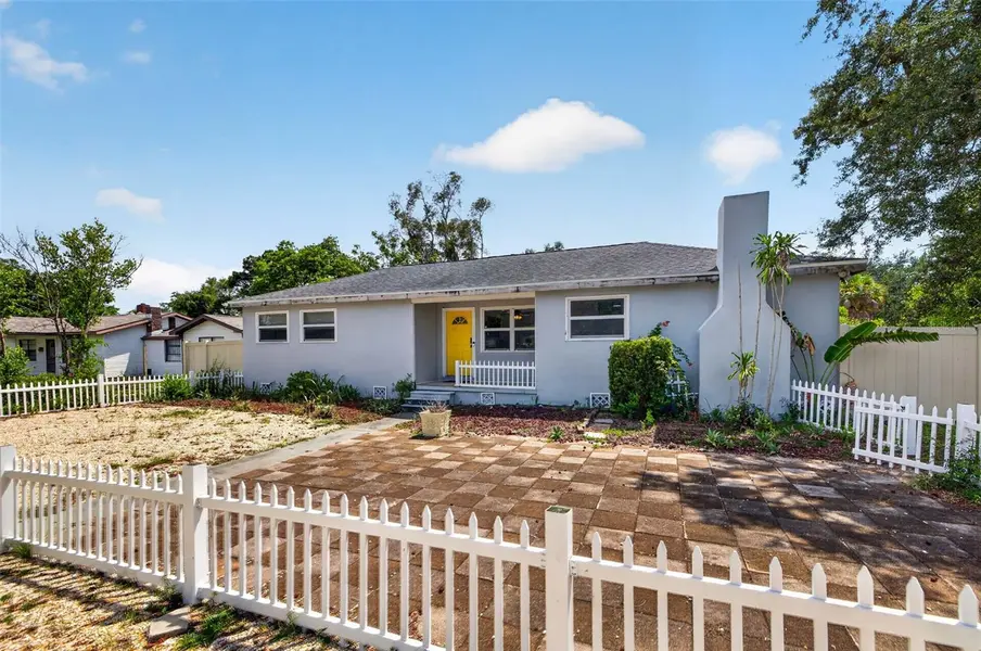 166 PINELLAS WAY N, St Petersburg, FL 33710
