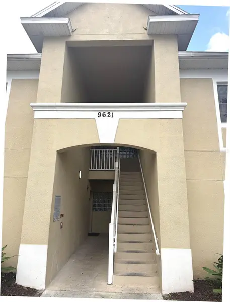 9621 LAKEDALE WAY #202, Riverview, FL 33578