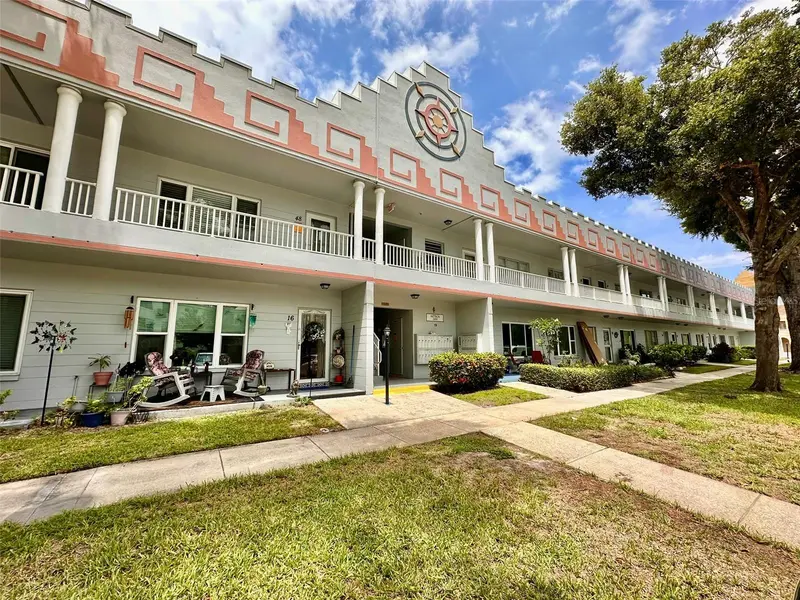 2100 WORLD PARKWAY BLVD #50, Clearwater, FL 33763