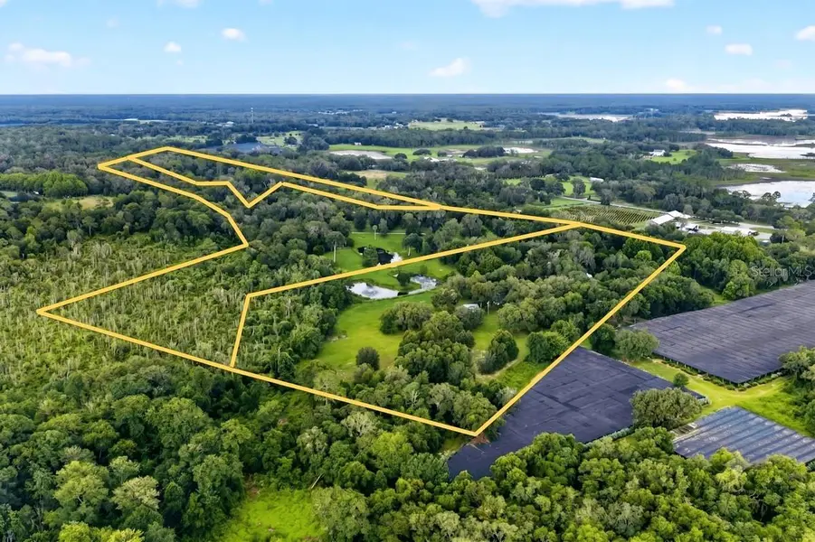 1980 LAKE HIRES RD, De Leon Springs, FL 32130