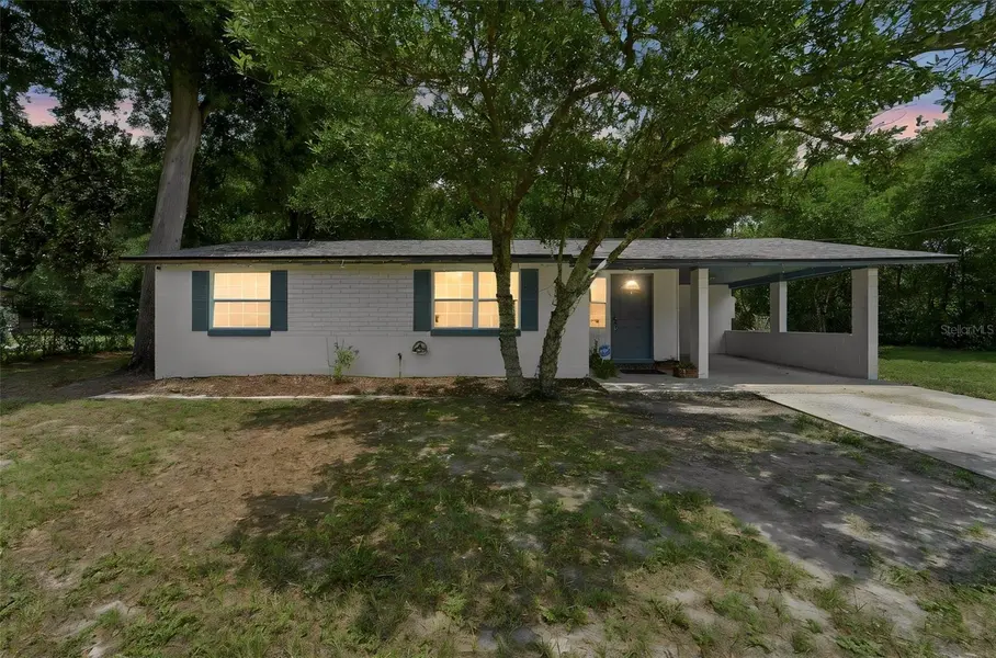44 VOLUSIA DR, Debary, FL 32713