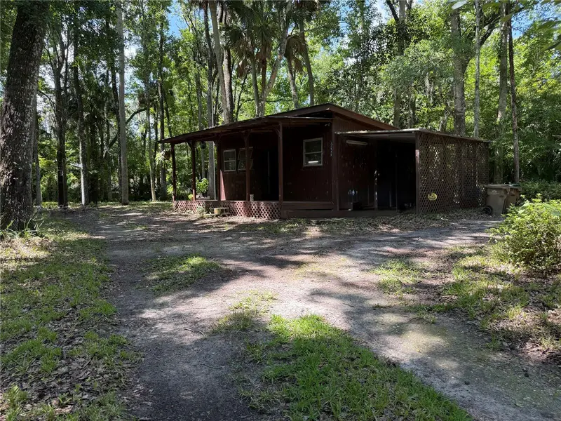 23946 INDIGO RD, Astor, FL 32102