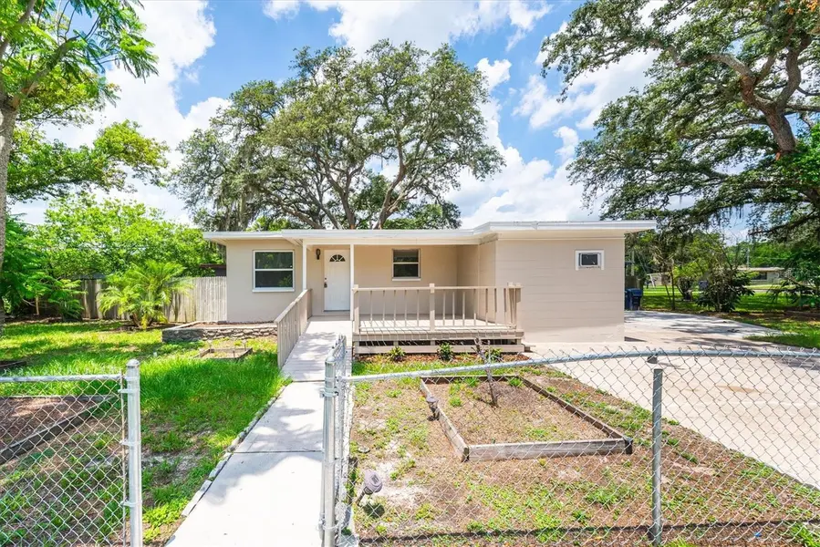 1808 S CLUB CT, Tampa, FL 33612