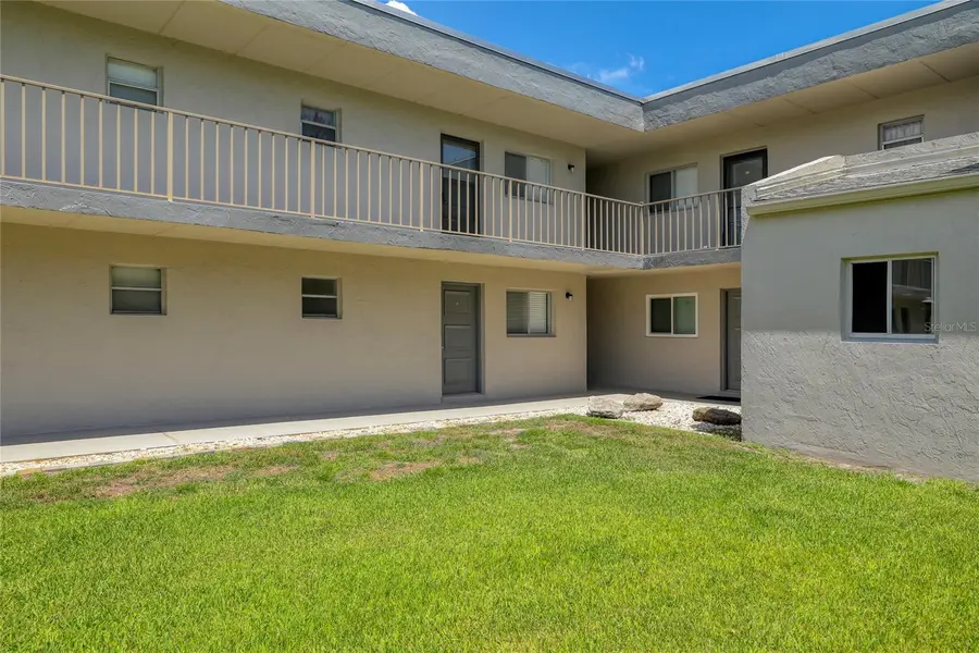3001 THRUSH DR #120, Melbourne, FL 32935