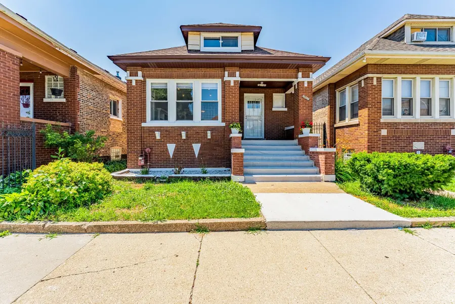 6106 S California AVE, Chicago, IL 60629