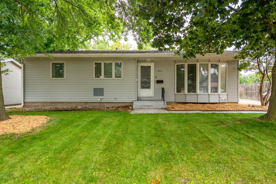 3413 34th AVE, Moline, IL 61265