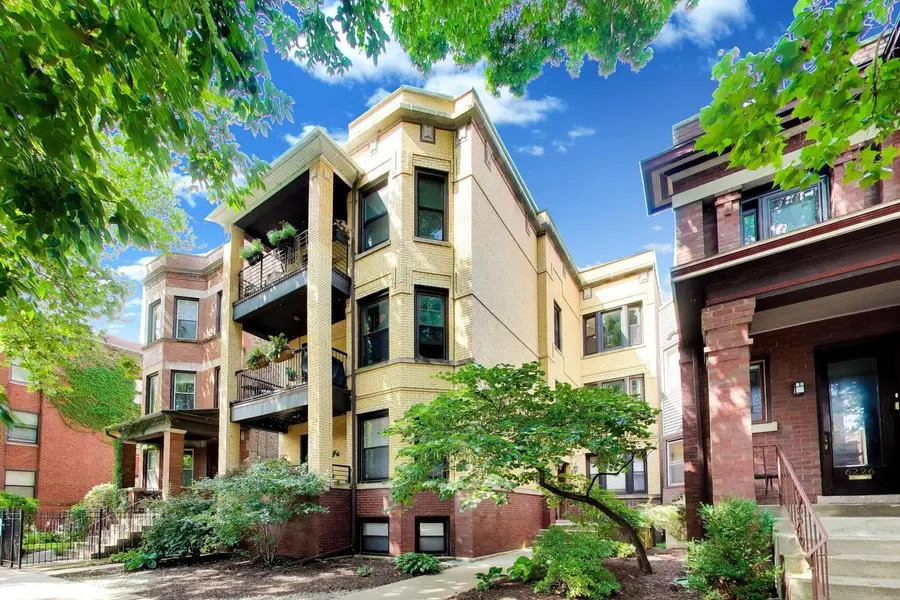 6224 N Wayne AVE #3, Chicago, IL 60660