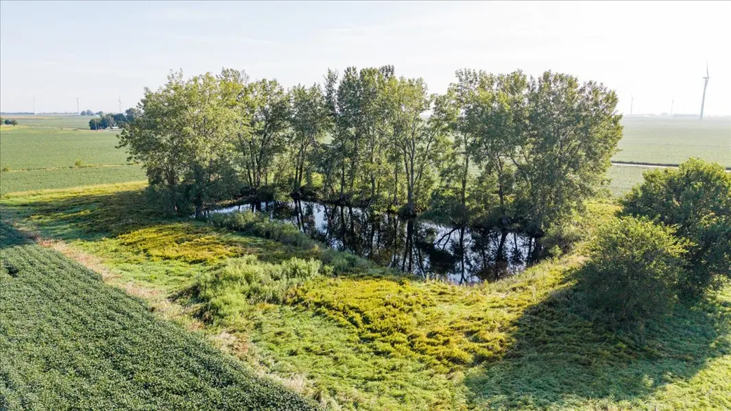 8345 South Kinsman RD, Kinsman, IL 60437