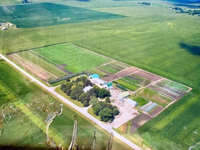 15555 McGirr RD, Hinckley, IL 60520