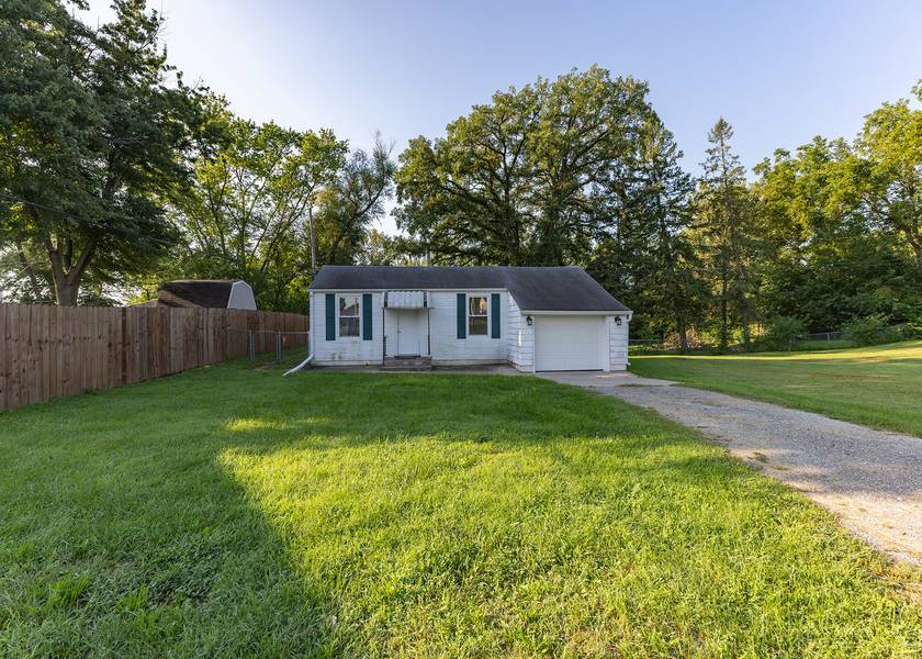 408 10th AVE, Colona, IL 61241