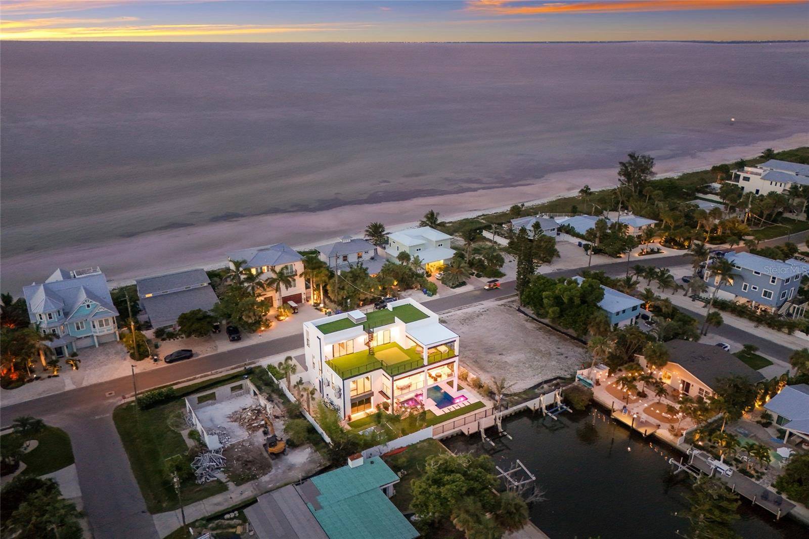 703 S BAY BLVD, Anna Maria, FL 34216