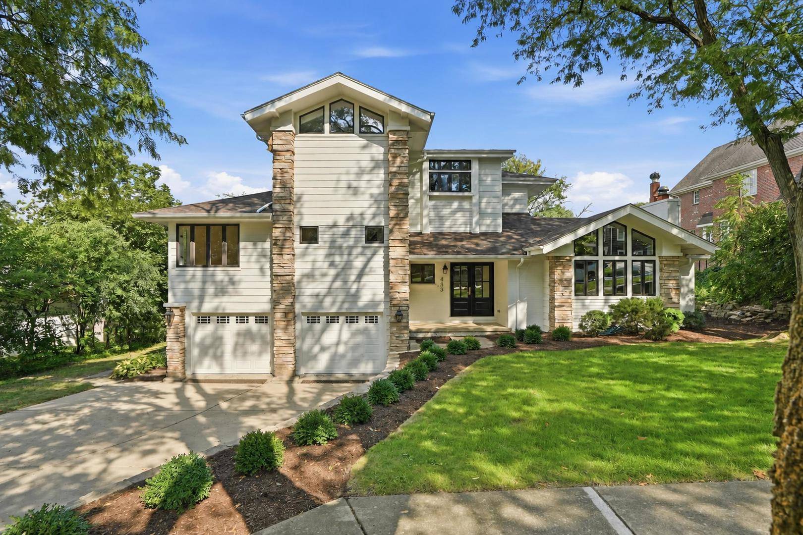 433 N Monroe ST, Hinsdale, IL 60521