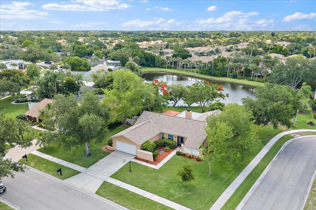 4352 KINGSTON LOOP, Sarasota, FL 34238