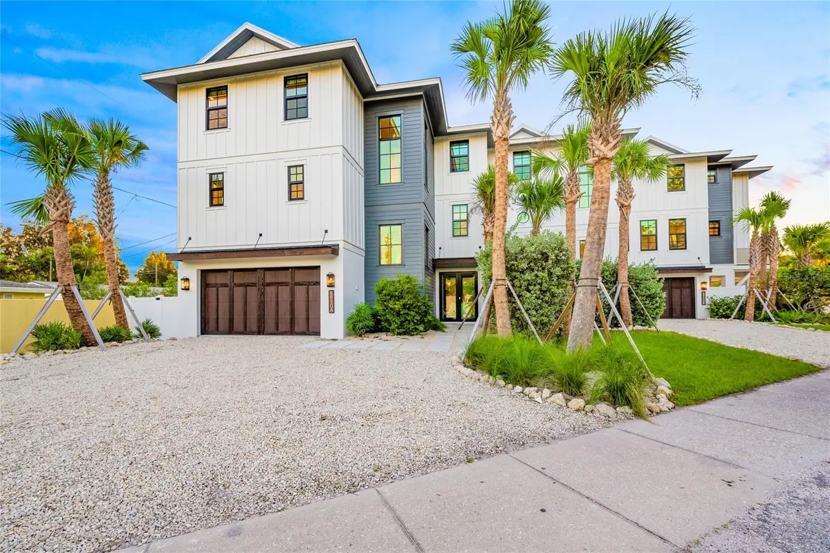 6910 MIDNIGHT PASS RD #B, Sarasota, FL 34242