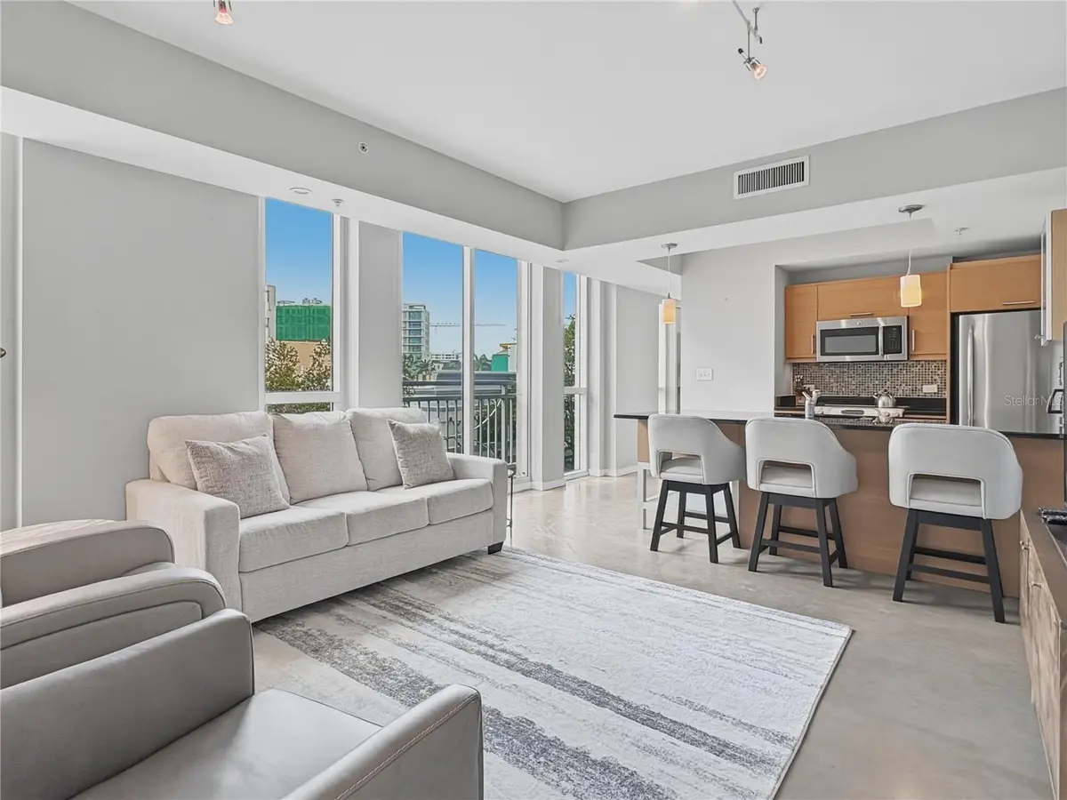 1350 MAIN ST #302, Sarasota, FL 34236