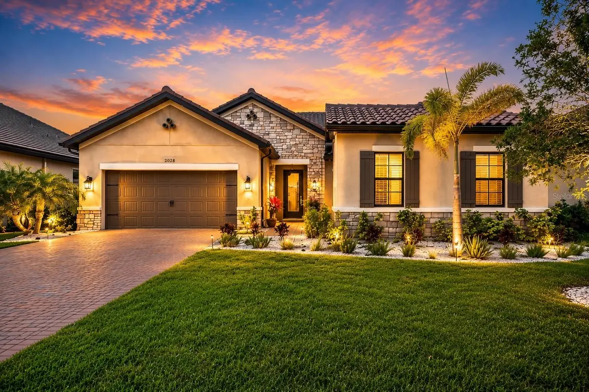 2028 WOODLEAF HAMMOCK CT, Bradenton, FL 34211