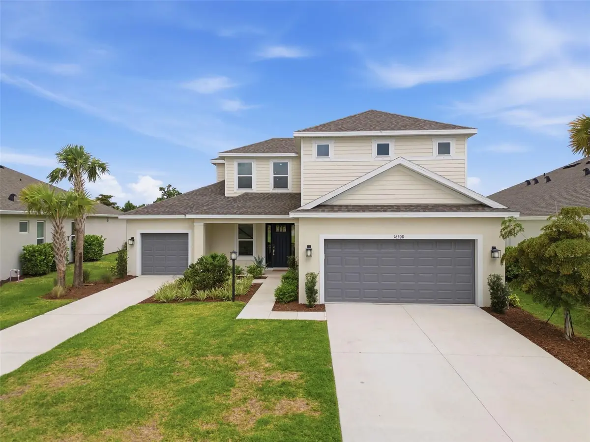 16508 STAR GRASS CIR, Lakewood Ranch, FL 34211