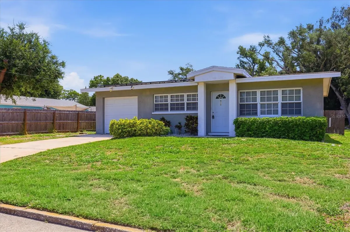 910 16TH AVE W, Palmetto, FL 34221