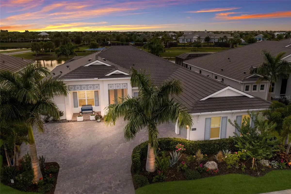 8448 CANE BAY CT, Lakewood Ranch, FL 34202