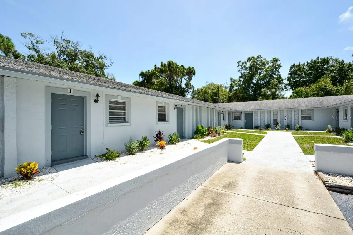 2519 9TH AVE W #2, Bradenton, FL 34205