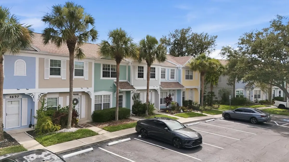 4642 SABAL KEY DR, Bradenton, FL 34203