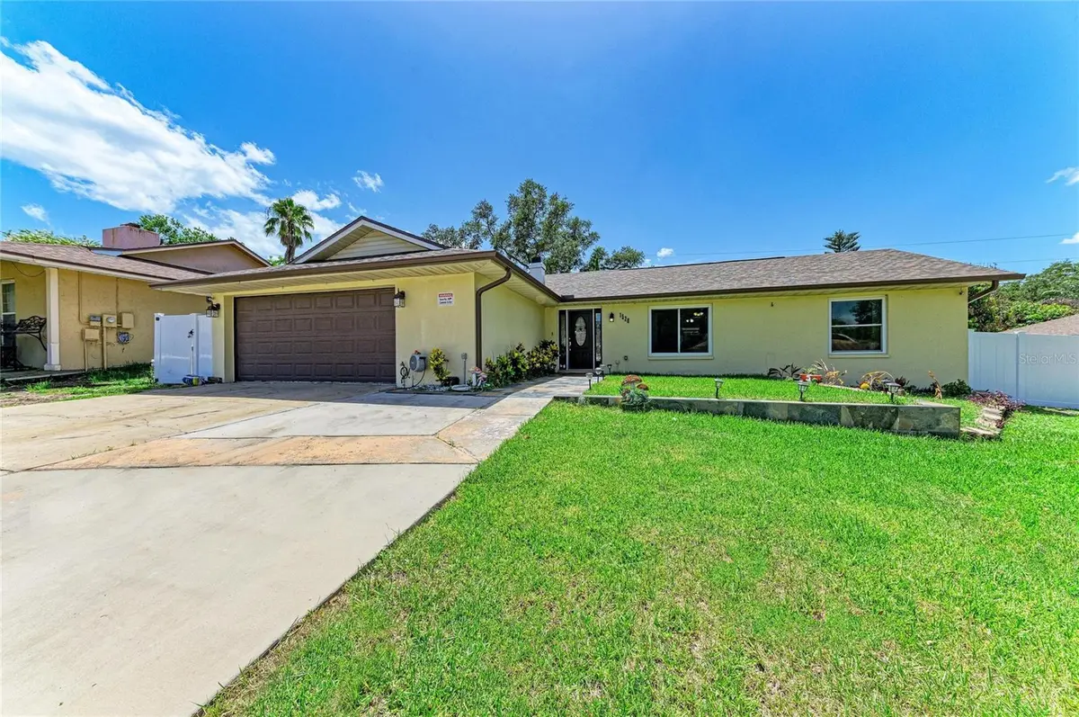 1520 SUNNYHILLS DR, Brandon, FL 33510