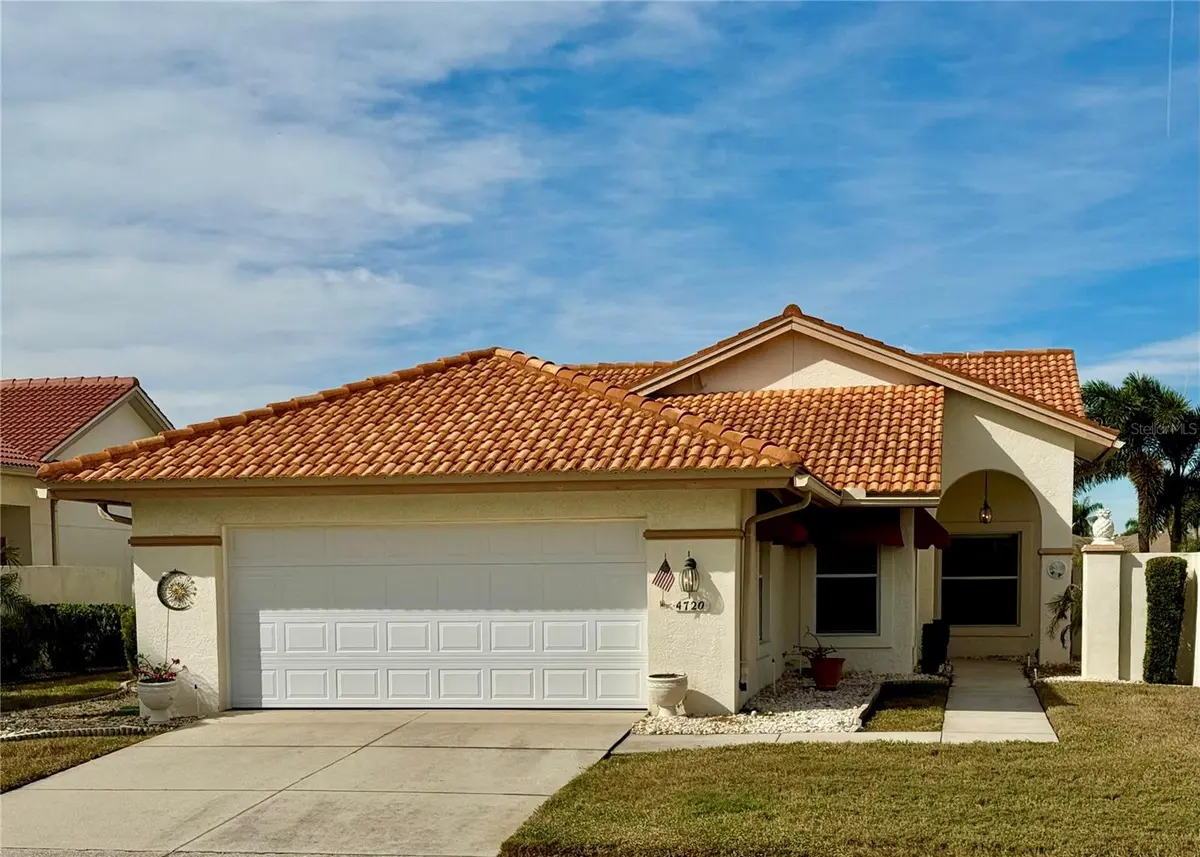 4720 PERIDIA BLVD E, Bradenton, FL 34203